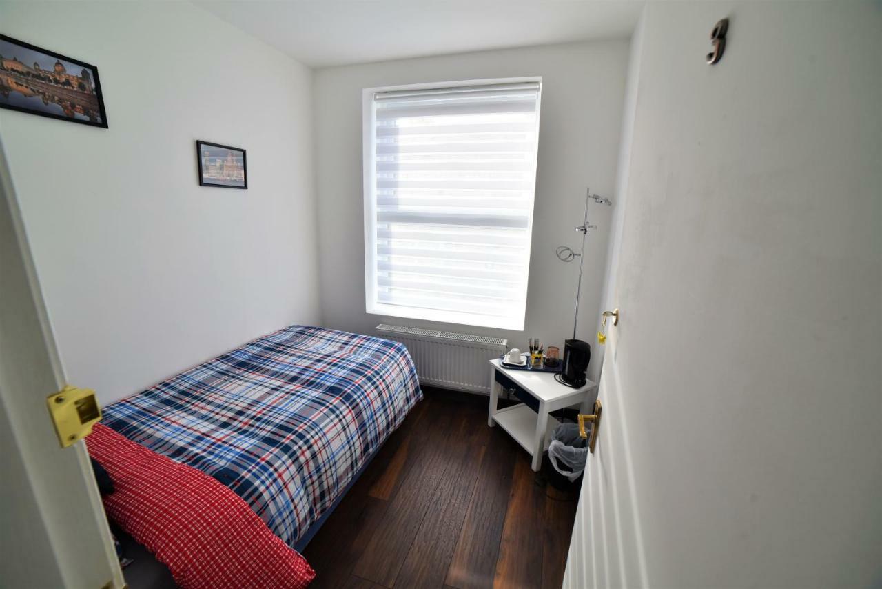 Barbara'S Accommodation Liverpool Exterior foto